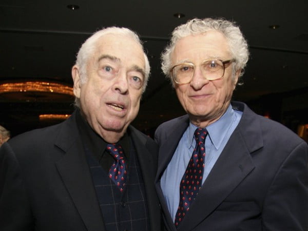 72829180-1a127908df2813398851f3dcb1b09e1fa9967d73-s900-c85