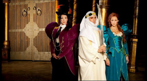 ultimo jinete trio protagonista