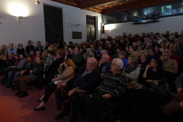 Panico en la escena 2