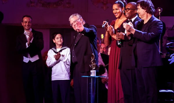 large_image_newman_singers