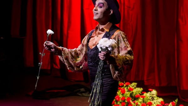 Miguel-de-Molina-al-desnudo-04-620x350