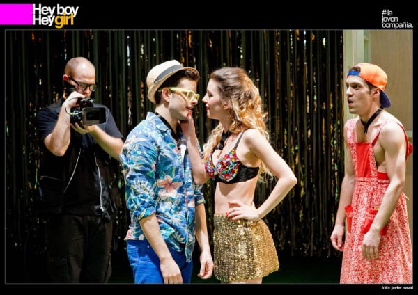 B9E46vRCAAAQIDn.jpg large