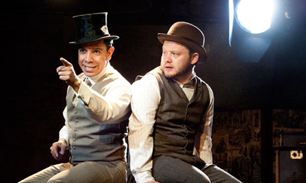 David Bedella y Michael Jibson en la versión de la Menier