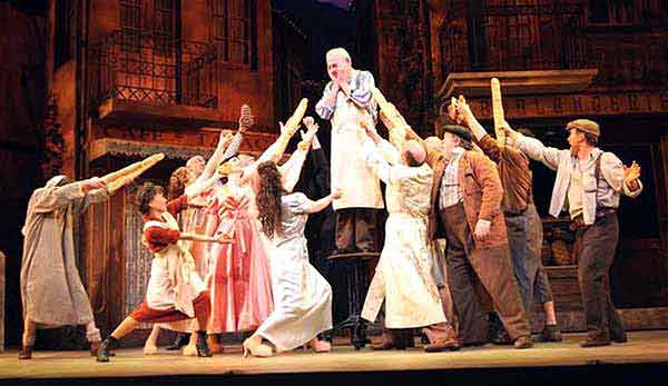 Lenny Wolp fue Aimable en el Paper Mill