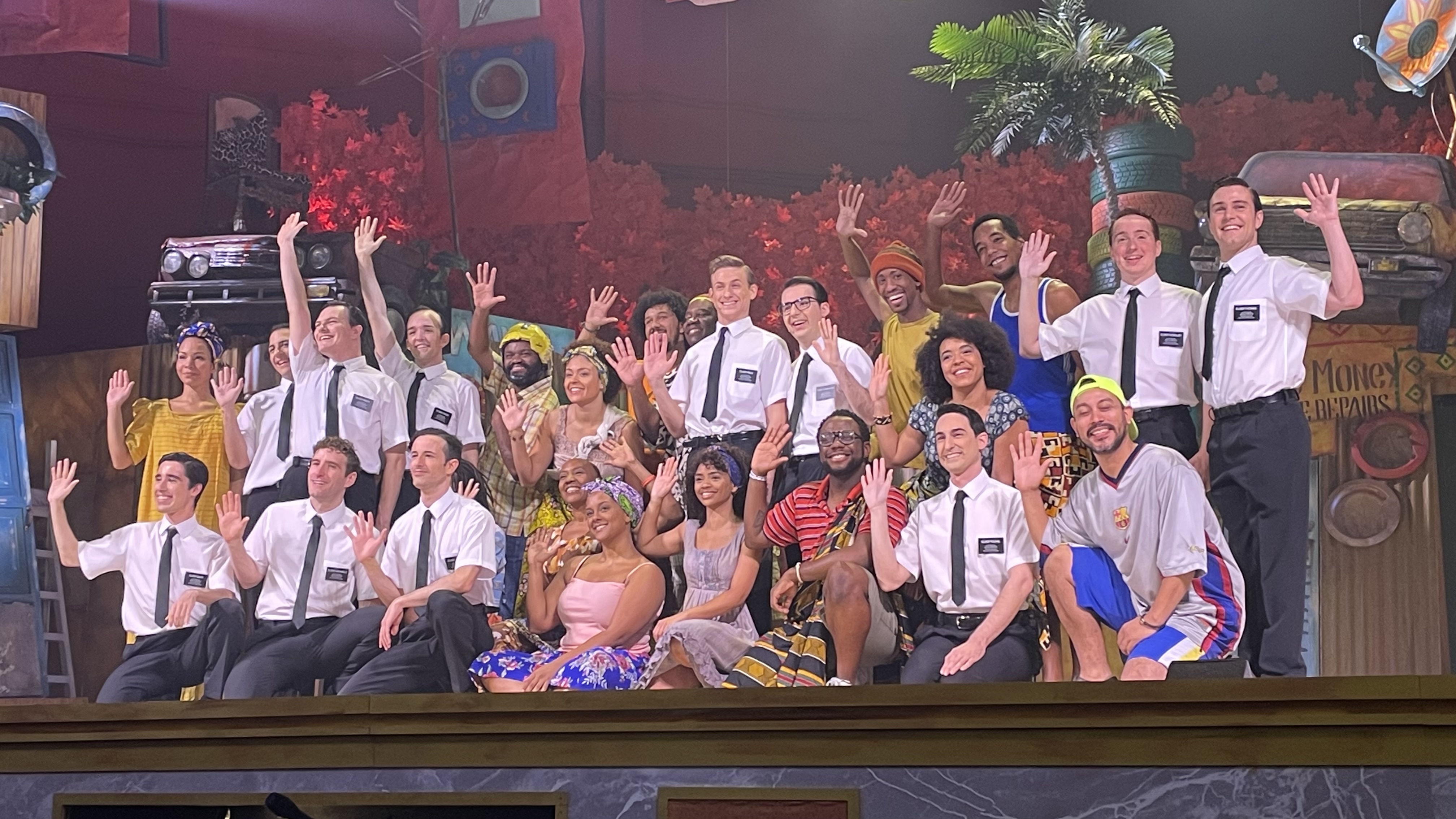 Reparto español de “the Book of Mormon”