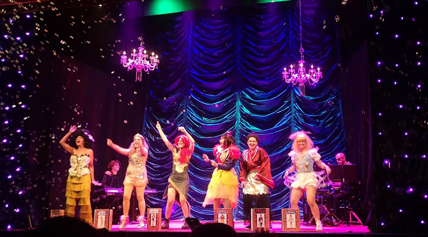 Una imagen del equipo de "Desencantadas"