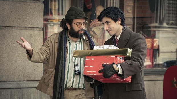 Dan Fogler y Anthony Ippolito son Coppola y Pacino en "The offer"