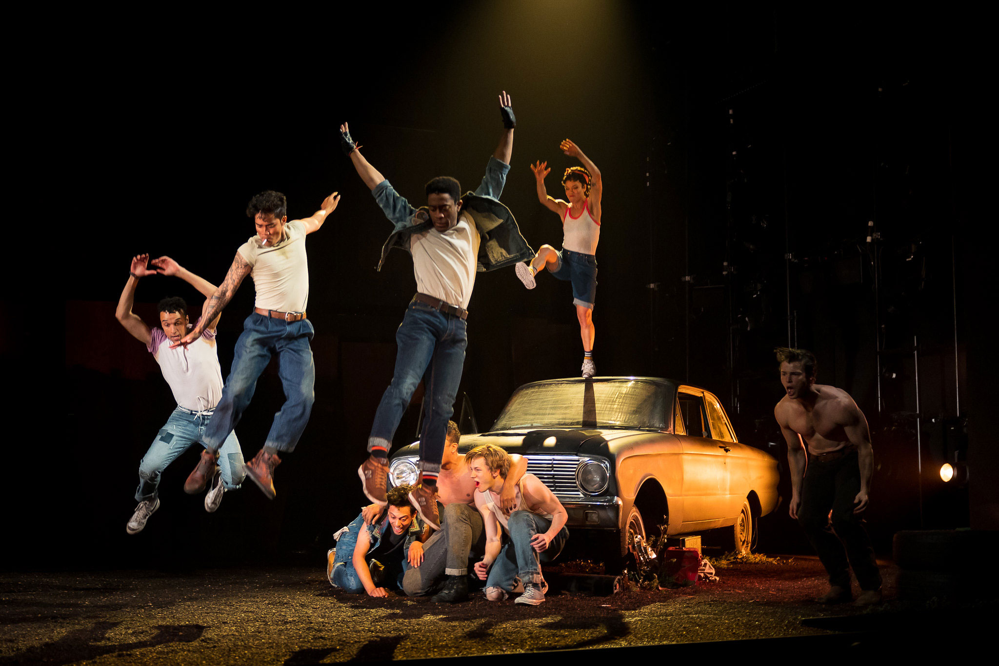 Una escena del musical The Outsiders en La Jolla Playhouse