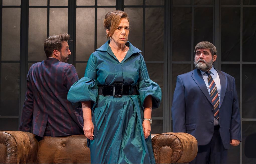 Bruno Tamarit, Lola Moltó y Ferrñan Gadeo en "La ratonera"