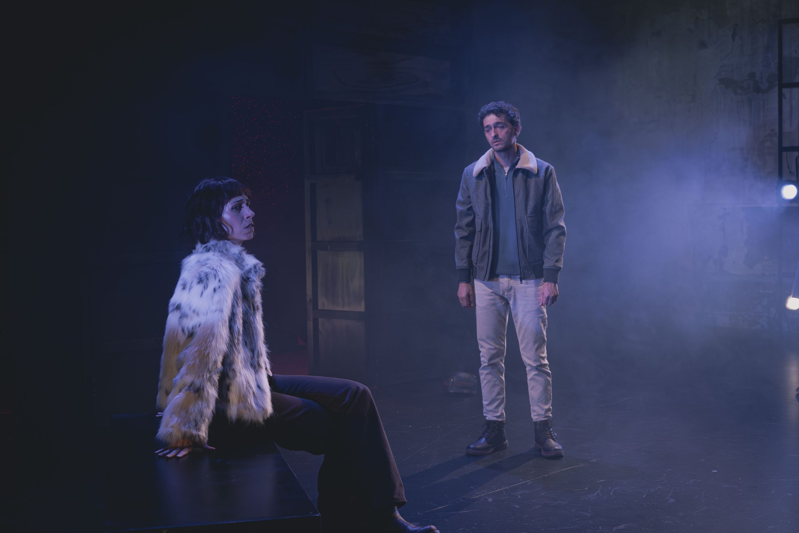 Lara Salvador y Sergio Torrecilla en "El camino de la sal"