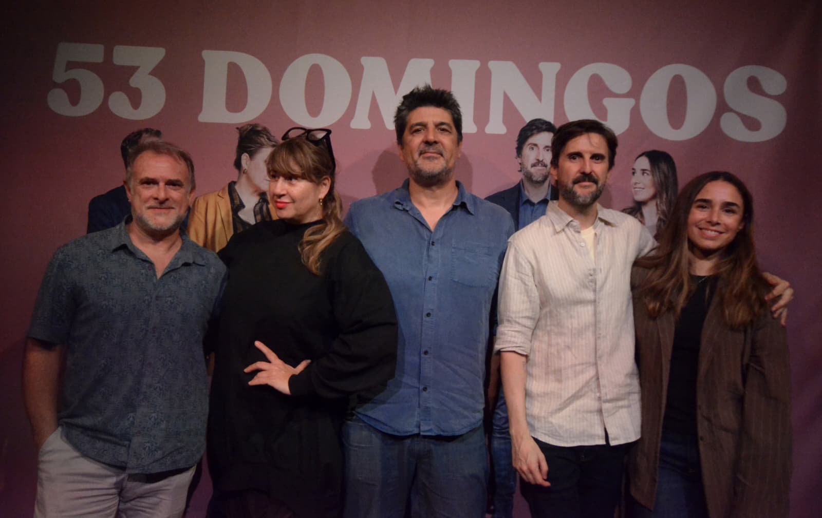 Xavi Mira, Pepa Charro, Cesc Gay, Juklián López y Candela Serrat en "53 domingos"